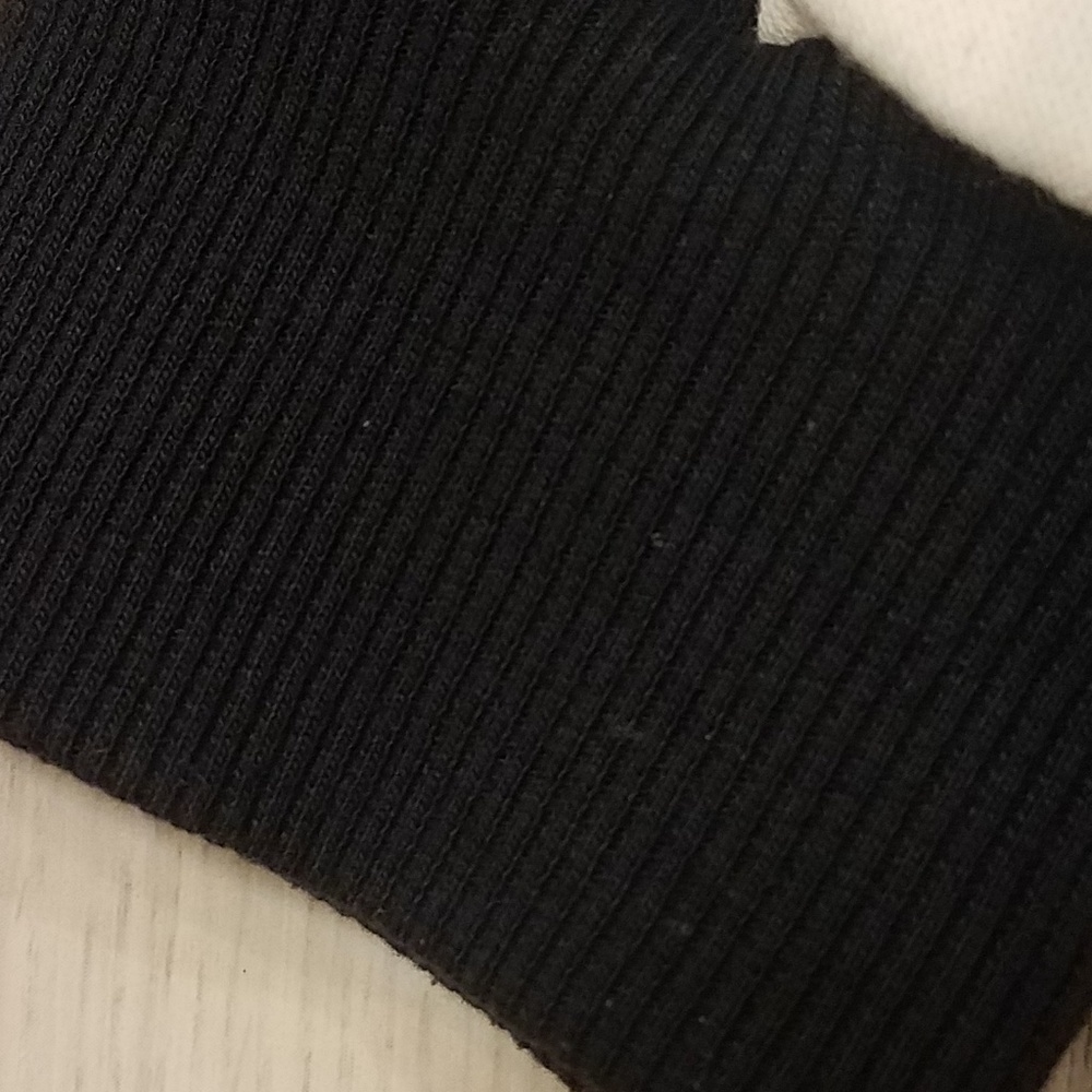 Color-block Sweatshirt - Picture 4 of 5